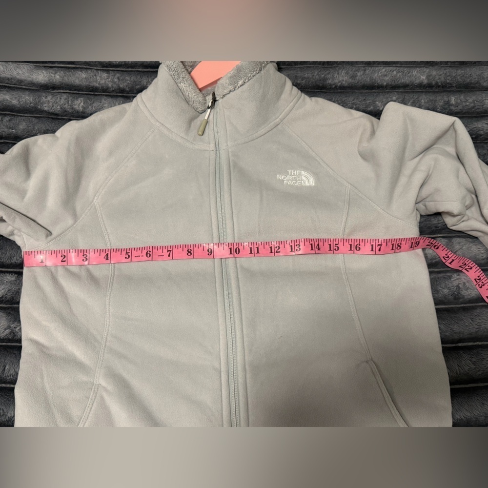 The North Face Women's Gray Ski Jacket - Picture 7 of 7